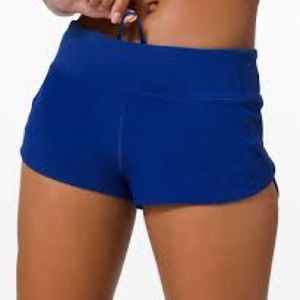 Lululemon Athletica Low rise speed ups 2.5 inch - size 2